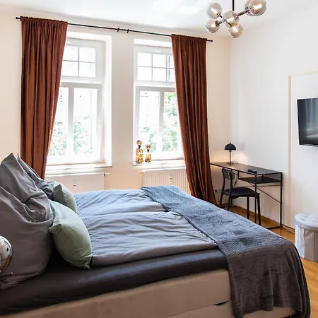 Kaßberg - Mit Balkon, Netlfix Und Wifi Apartment